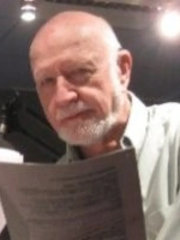 Clayton Lowe